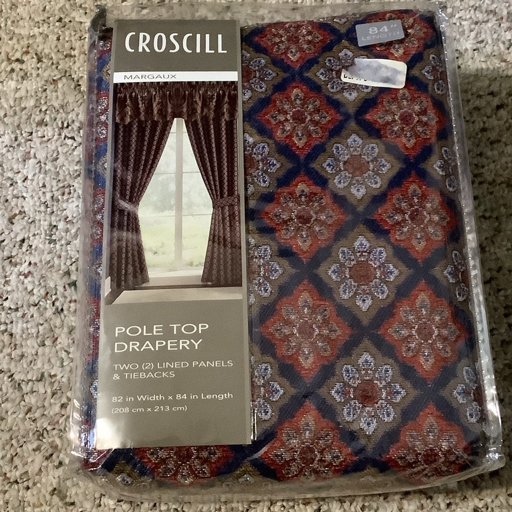 Croscill Margaux Pole Top Drapery - Red and‎ Blue Pattern